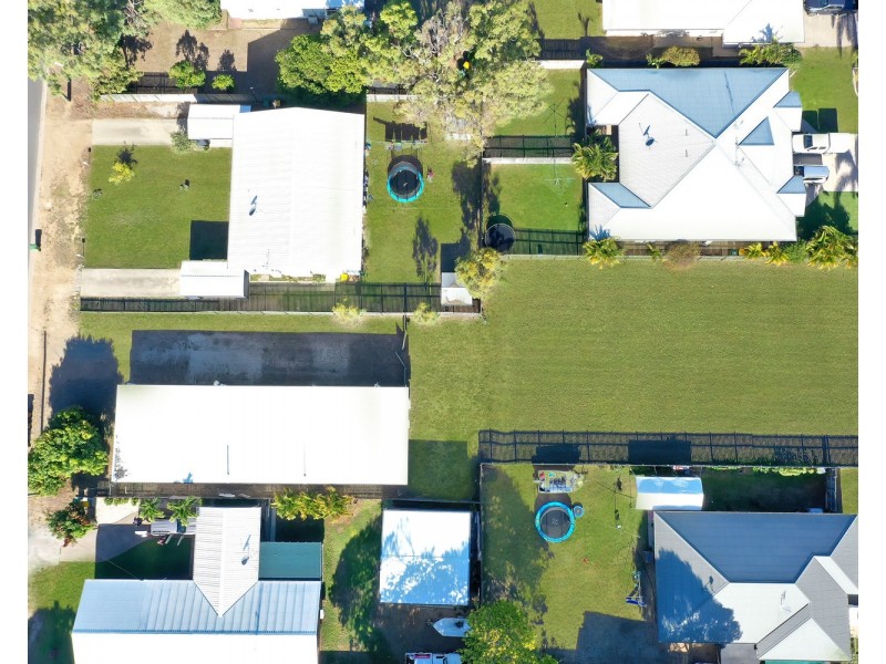 71 Horseshoe Bay Road, Bowen QLD 4805