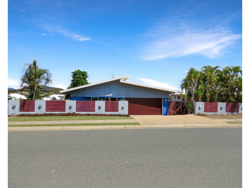 7 Sunshine Court, Bowen QLD 4805