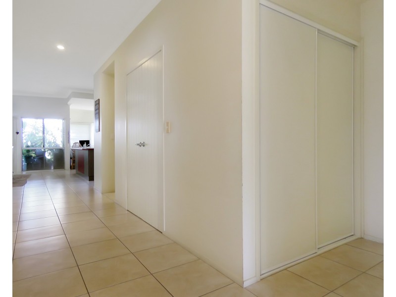 7 Sunshine Court, Bowen QLD 4805