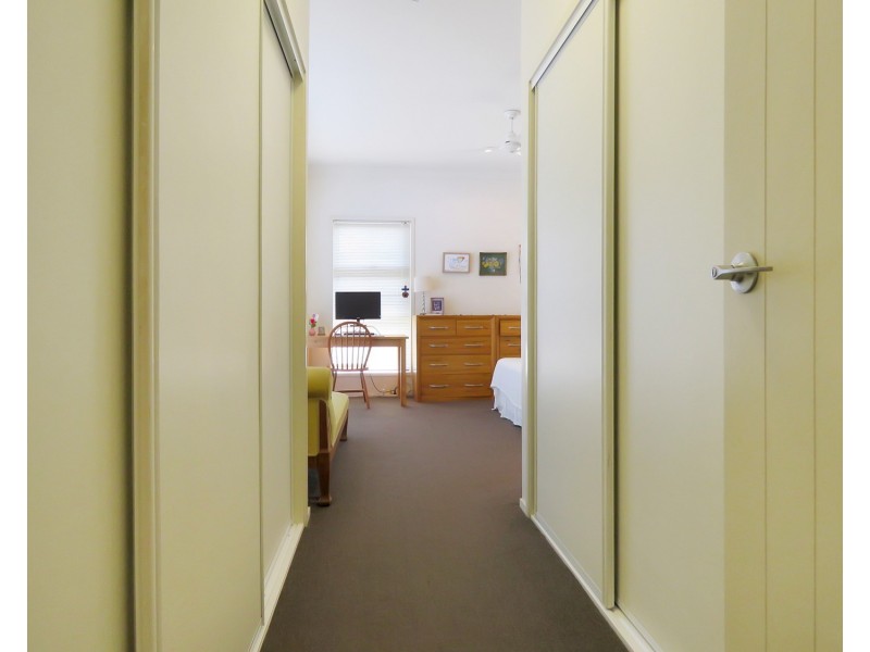 7 Sunshine Court, Bowen QLD 4805