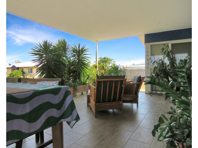7 Sunshine Court, Bowen QLD 4805