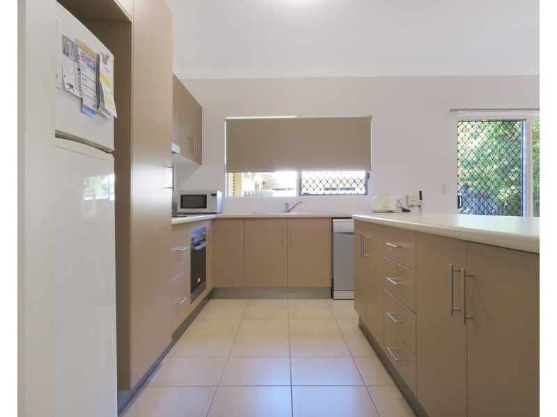 21 Seabreeze Crescent, Bowen QLD 4805