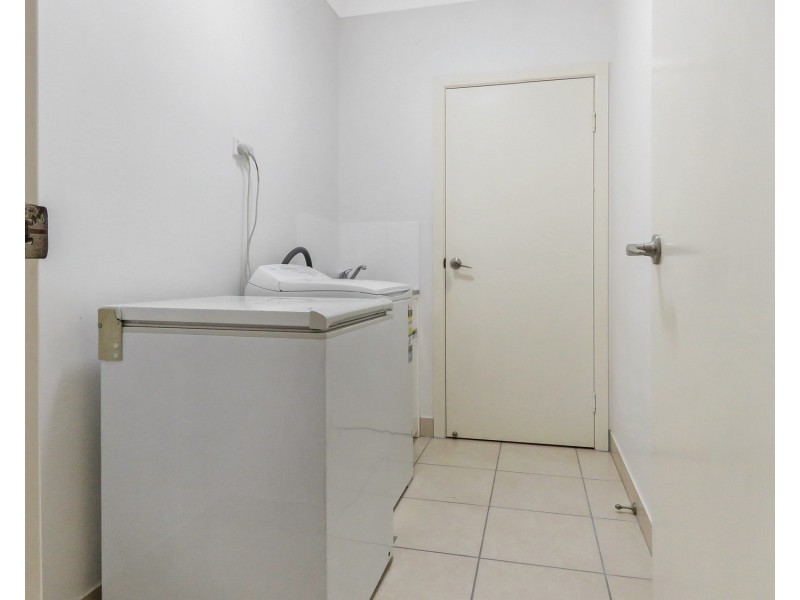 21 Seabreeze Crescent, Bowen QLD 4805