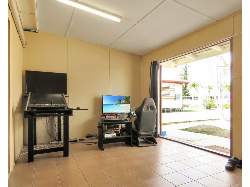 54 Tracey Street, Bowen QLD 4805