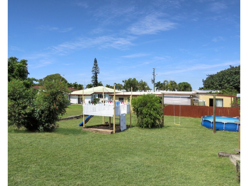 54 Tracey Street, Bowen QLD 4805