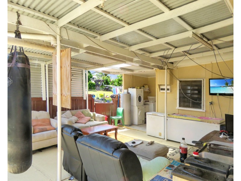 54 Tracey Street, Bowen QLD 4805