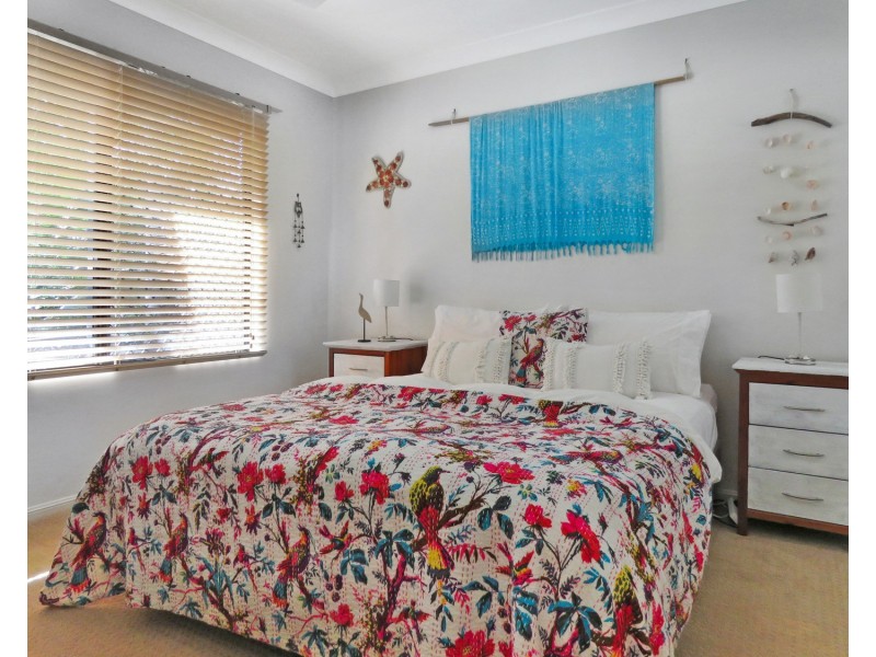 1/23 Tea Tree Close, Bowen QLD 4805
