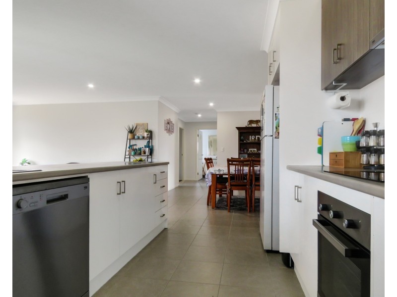 6 Baker Street, Bowen QLD 4805