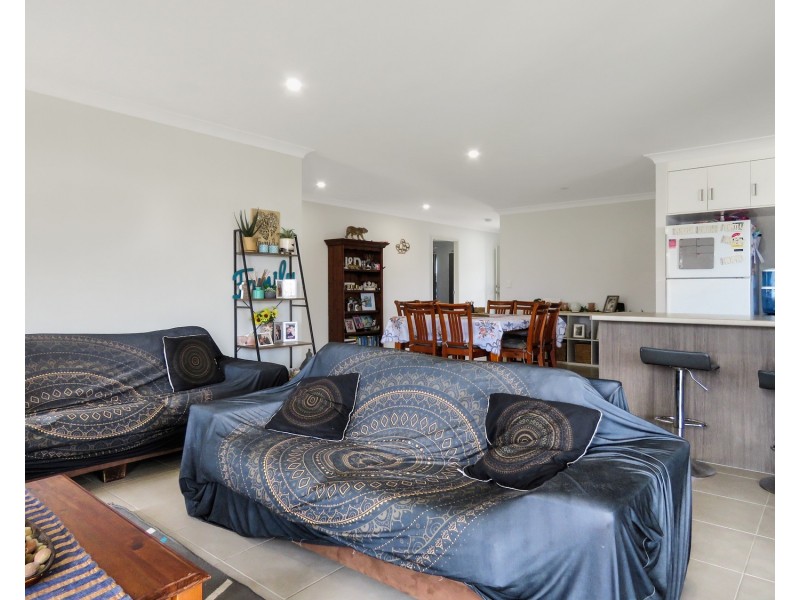 6 Baker Street, Bowen QLD 4805