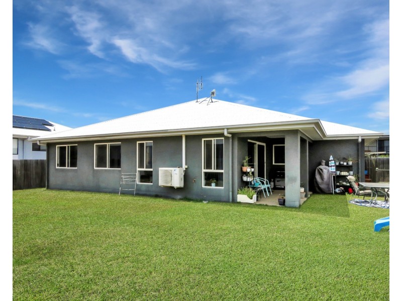 6 Baker Street, Bowen QLD 4805