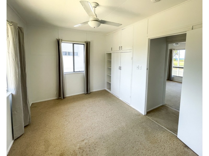 31 Golf Links Road, Bowen QLD 4805