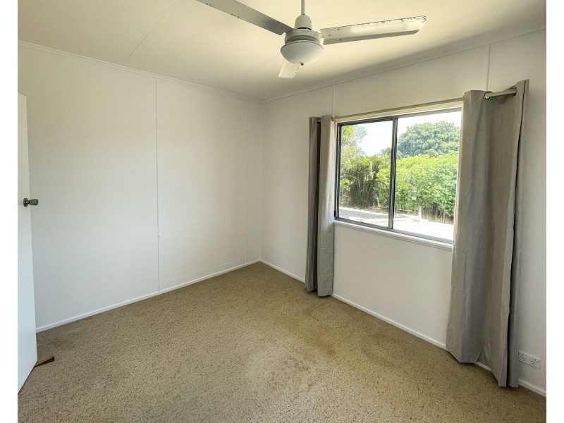 31 Golf Links Road, Bowen QLD 4805
