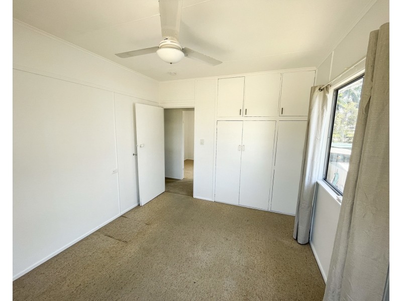 31 Golf Links Road, Bowen QLD 4805