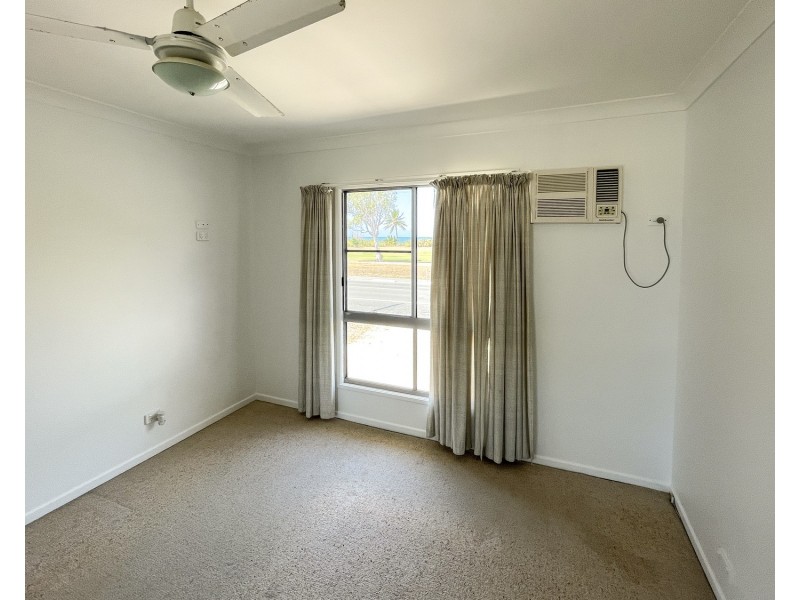 31 Golf Links Road, Bowen QLD 4805