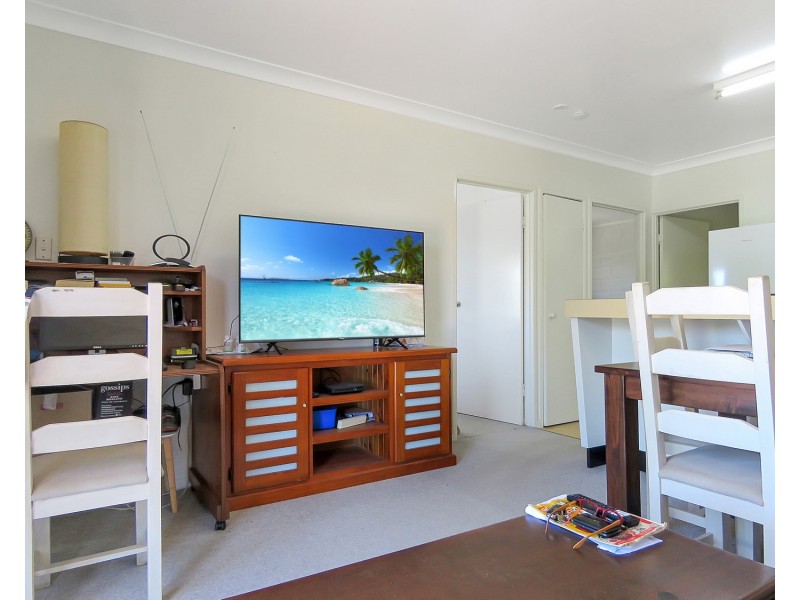 1/10 Poinciana Drive, Bowen QLD 4805