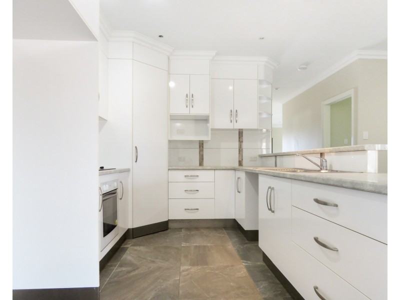 19 Matthews Street, Bowen QLD 4805