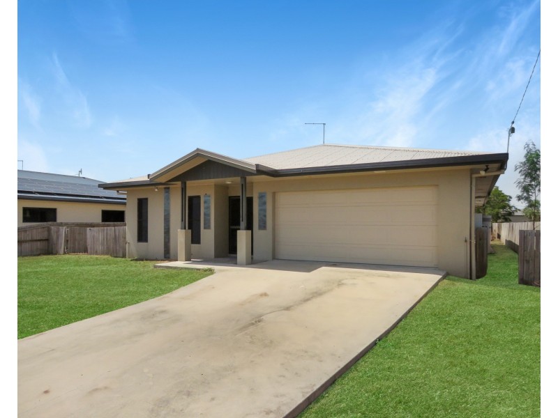 19 Matthews Street, Bowen QLD 4805