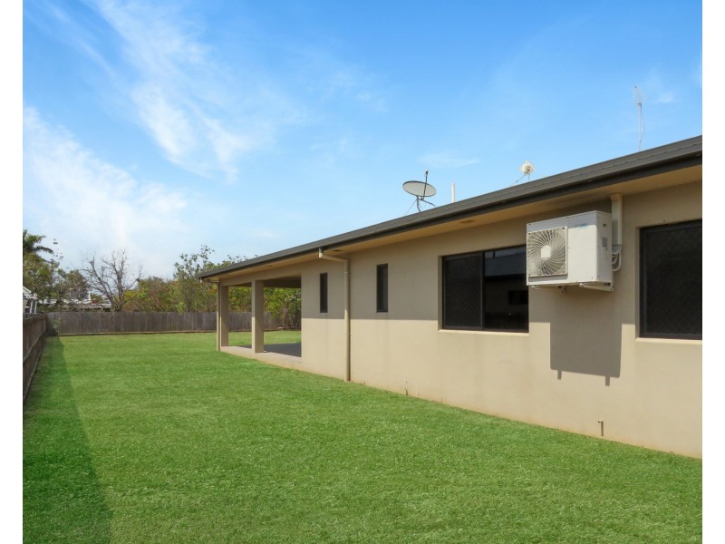 19 Matthews Street, Bowen QLD 4805