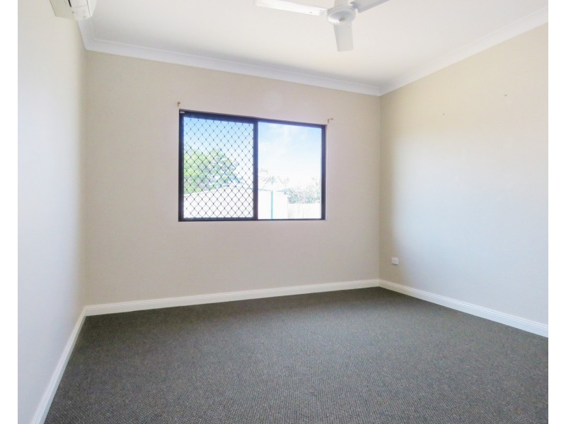 19 Matthews Street, Bowen QLD 4805