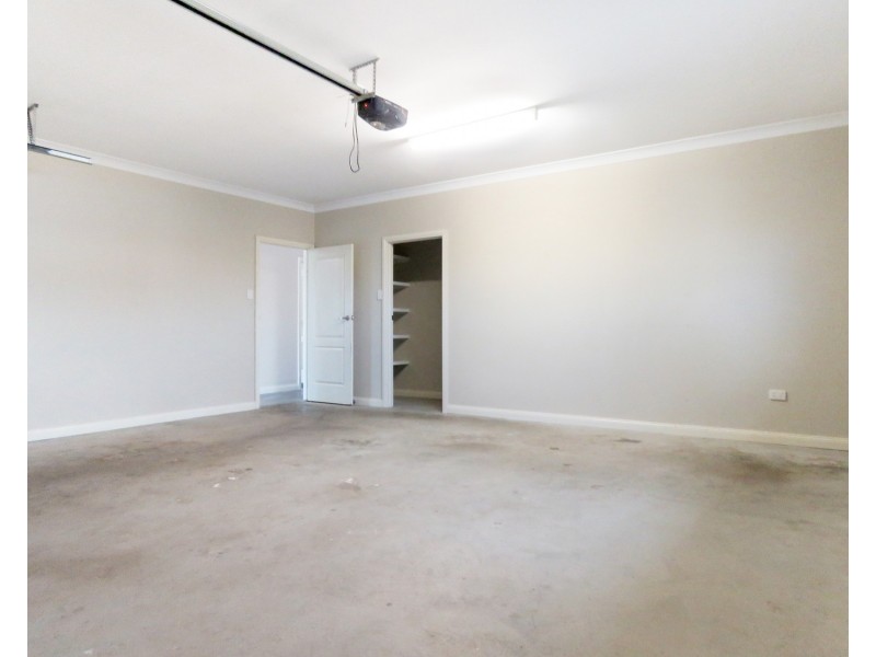 19 Matthews Street, Bowen QLD 4805