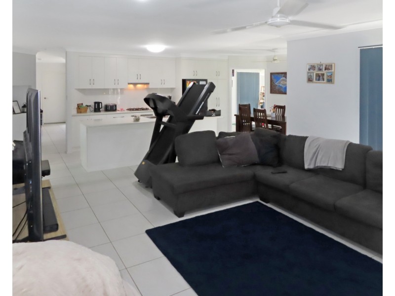 5 – 7 Fairway Drive, Bowen QLD 4805
