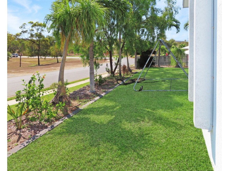 5 – 7 Fairway Drive, Bowen QLD 4805