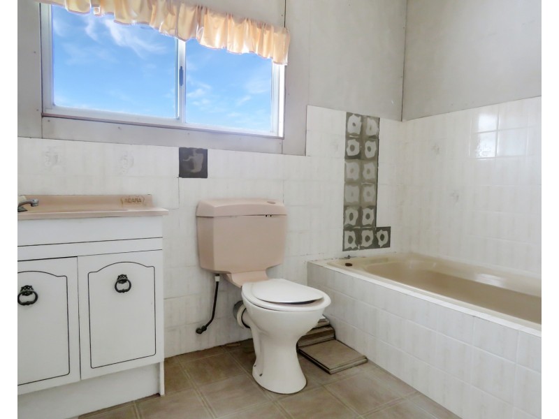 141 Flemington Road, Bowen QLD 4805