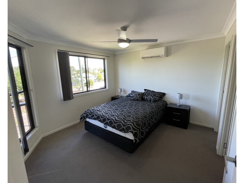 4/27a Leichhardt Street, Bowen QLD 4805