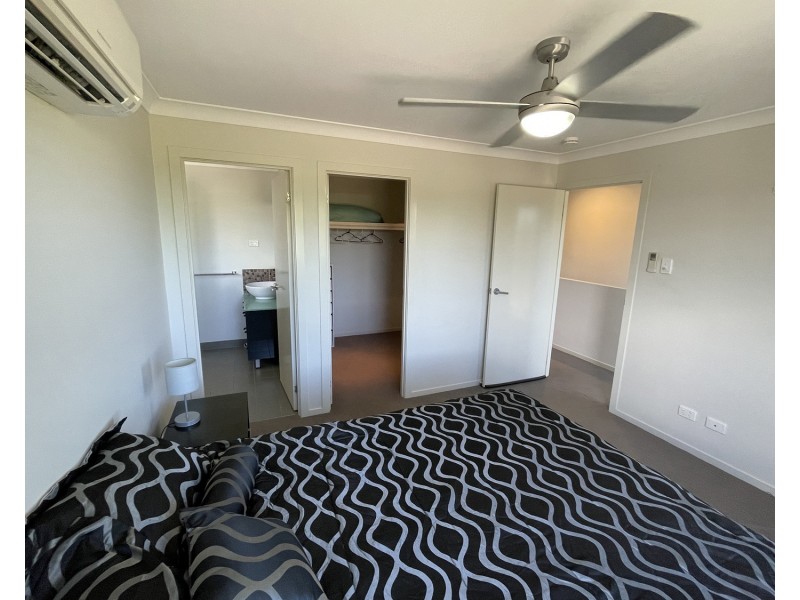 4/27a Leichhardt Street, Bowen QLD 4805