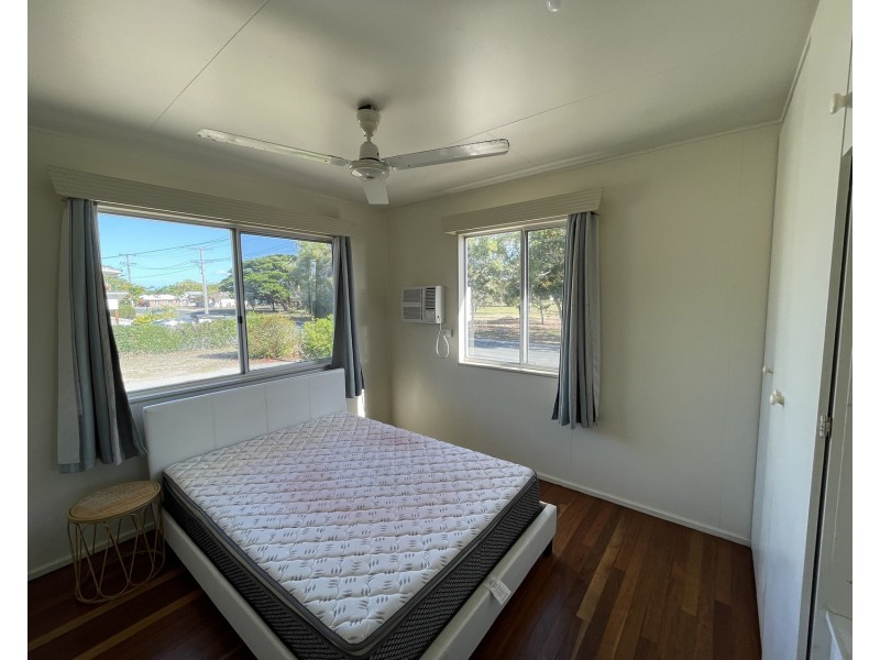 1/12 Verna Street, Bowen QLD 4805