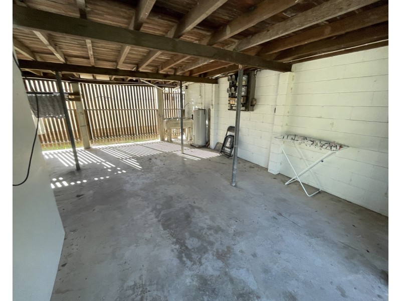 1/12 Verna Street, Bowen QLD 4805