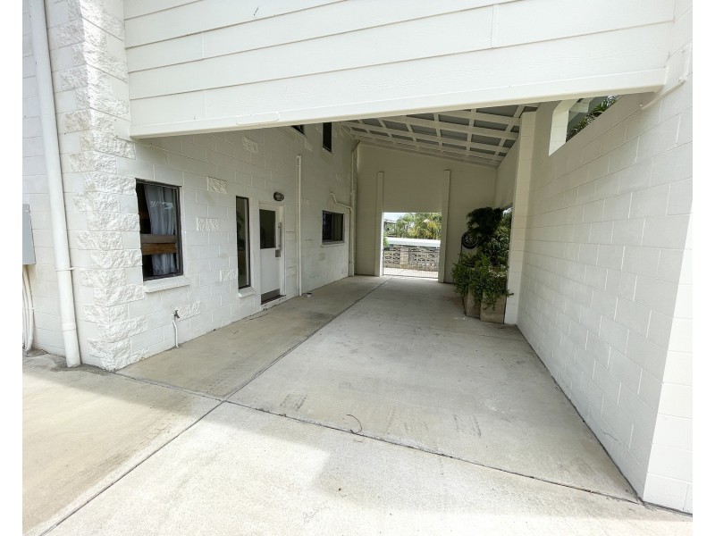 15 Avicennia Street, Bowen QLD 4805