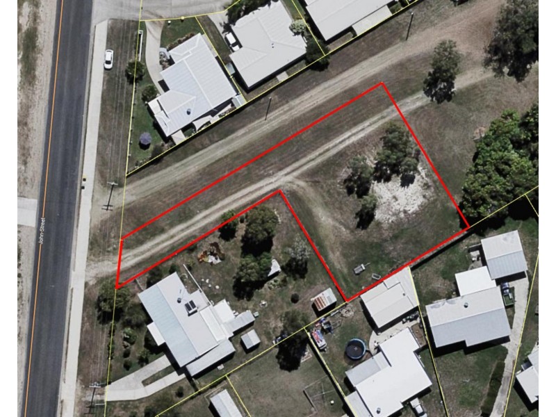 22 John Street, Bowen QLD 4805