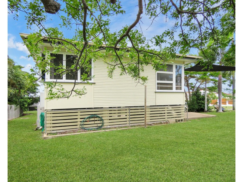 87 Leichhardt Street, Bowen QLD 4805