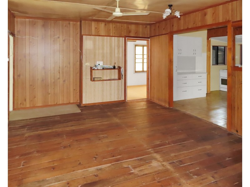 2 Powell Street, Bowen QLD 4805