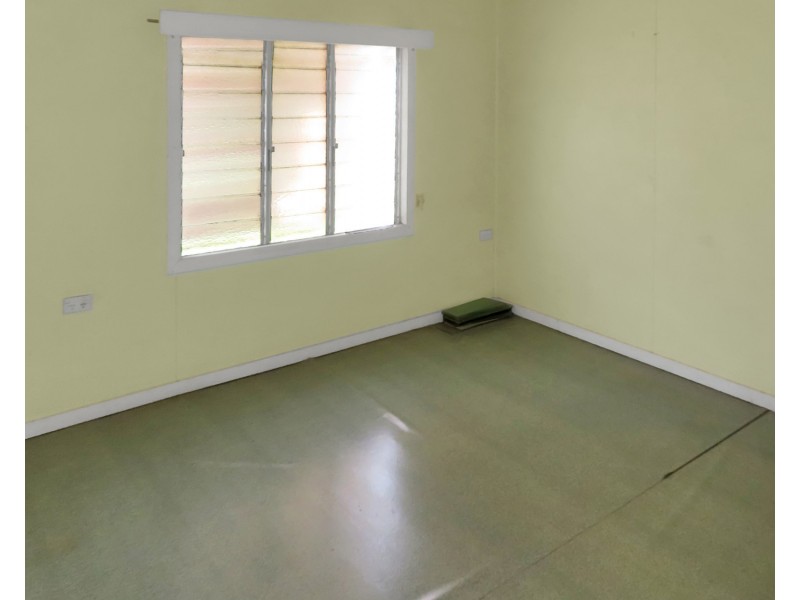 2 Powell Street, Bowen QLD 4805