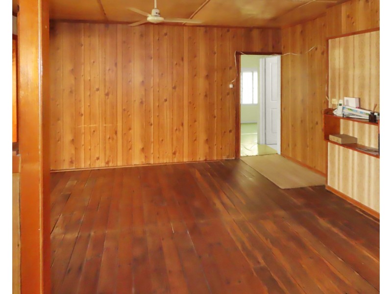 2 Powell Street, Bowen QLD 4805