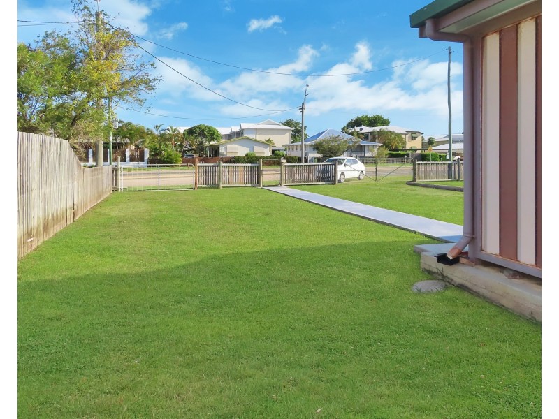 2 Powell Street, Bowen QLD 4805