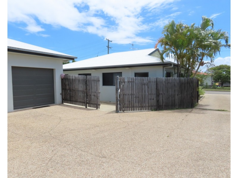 4/25 Don Street, Bowen QLD 4805