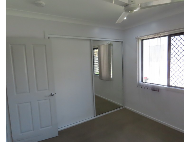 4/25 Don Street, Bowen QLD 4805