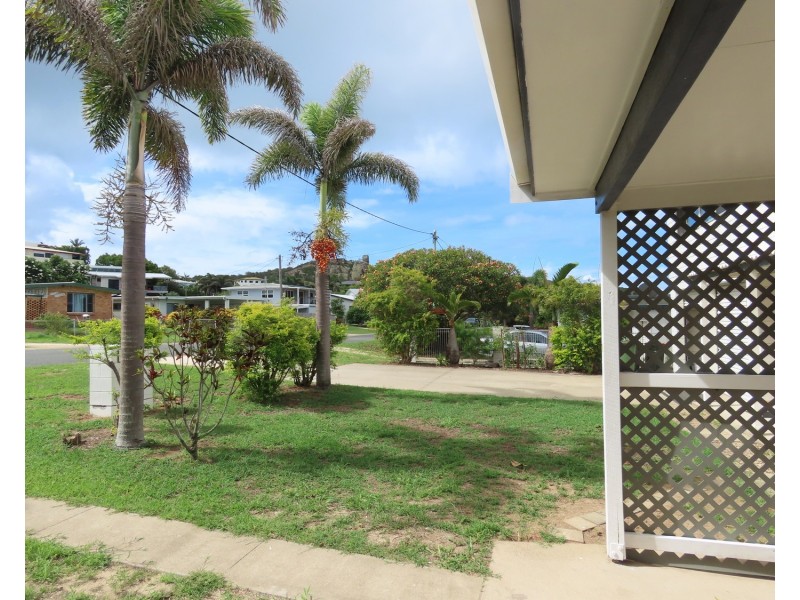 2/14 Casuarina Street, Bowen QLD 4805