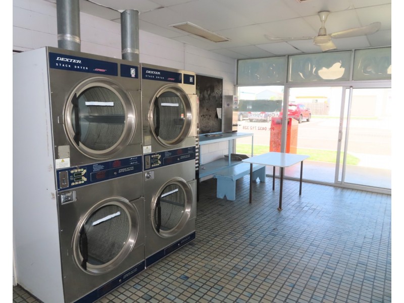 2/17 Gregory Street, Bowen QLD 4805