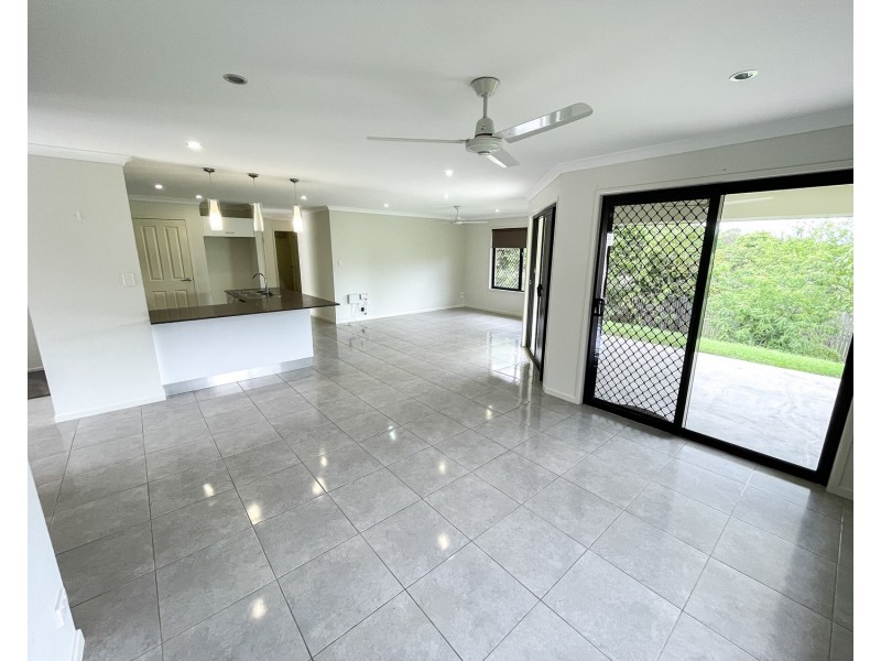 9 Craigie Court, Bowen QLD 4805