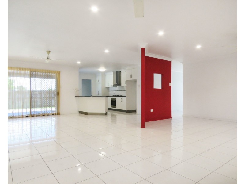 24 Kirkpatrick Court, Bowen QLD 4805