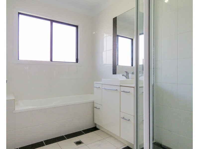 24 Kirkpatrick Court, Bowen QLD 4805