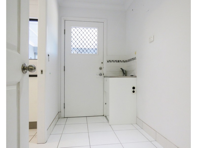 24 Kirkpatrick Court, Bowen QLD 4805