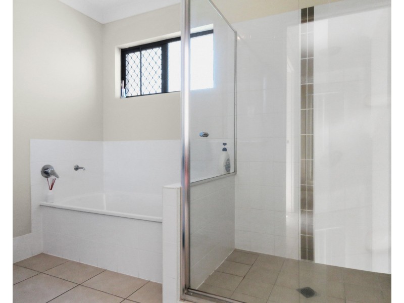 9 Turquoise Way, Bowen QLD 4805