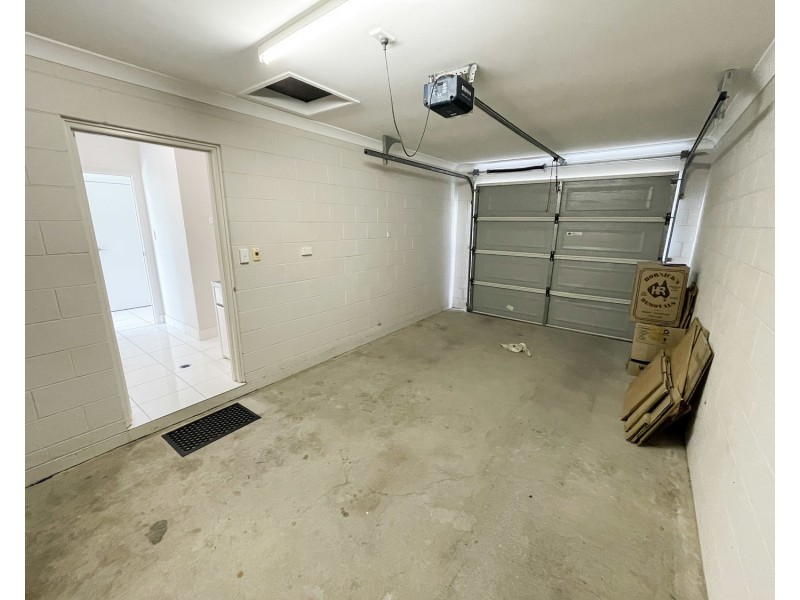 10 Pacific Drive, Bowen QLD 4805