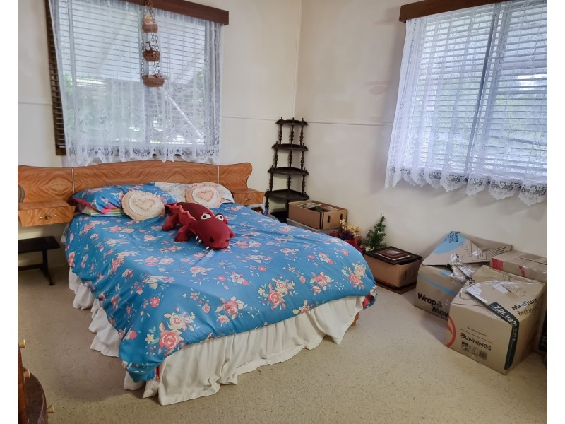 16 Tracey Street, Bowen QLD 4805
