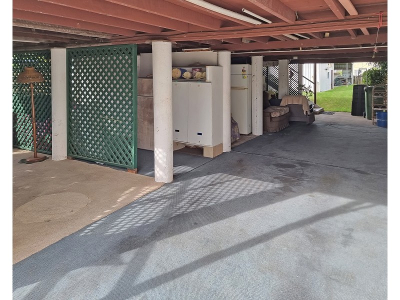 16 Tracey Street, Bowen QLD 4805